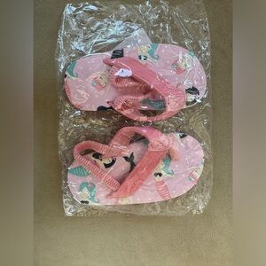 Kids sandal brand new